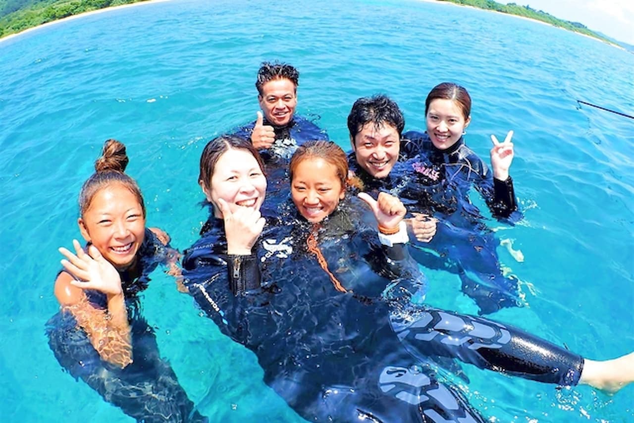 Half-Day Morning Snorkeling Tour with Phantom Island Visit - image 13